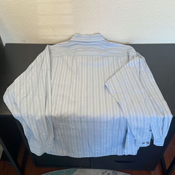 Men's Van Heusen Studio Long Sleeve Button Down Collared Dress Shirt ~ 17-17 1/2 - Picture 4 of 8
